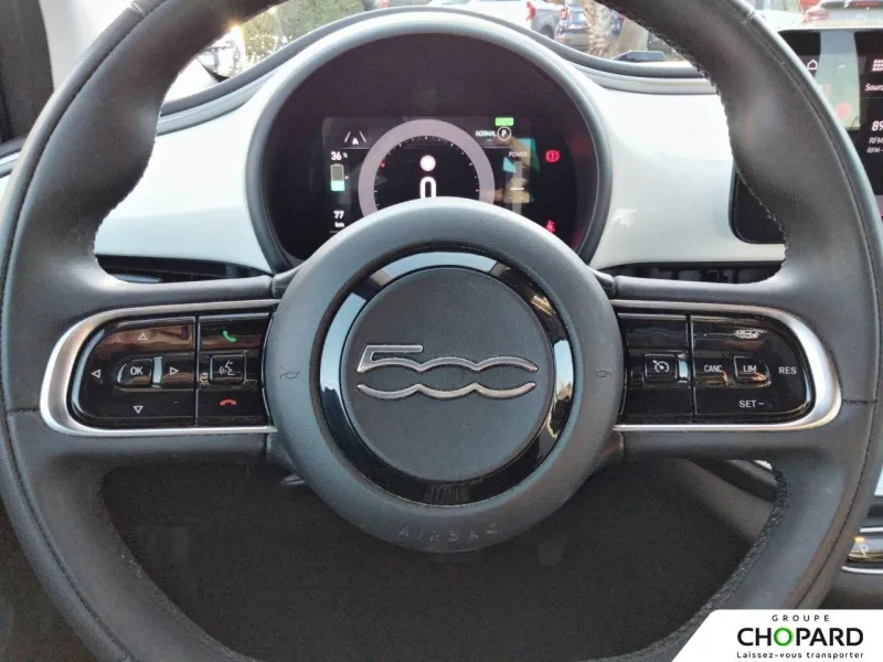 Image secondaire du véhicule 17