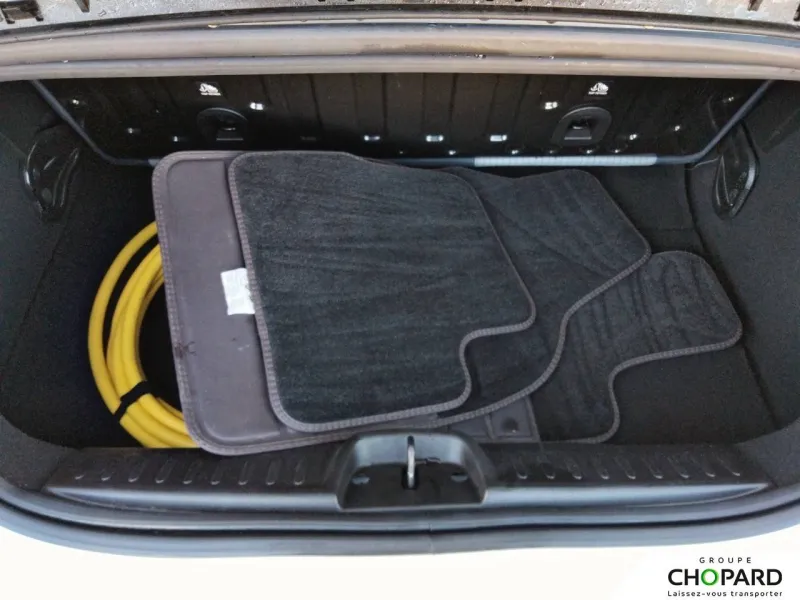 Image secondaire du véhicule 25