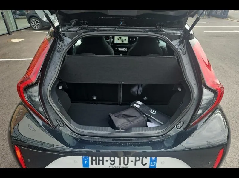 Image secondaire du véhicule 10