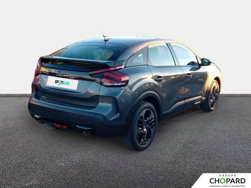 Image secondaire du véhicule 9