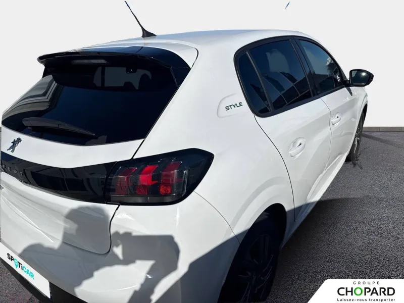 Image secondaire du véhicule 4