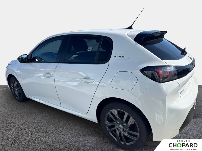 Image secondaire du véhicule 8