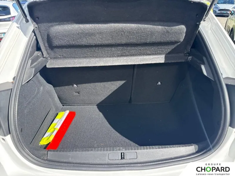 Image secondaire du véhicule 9