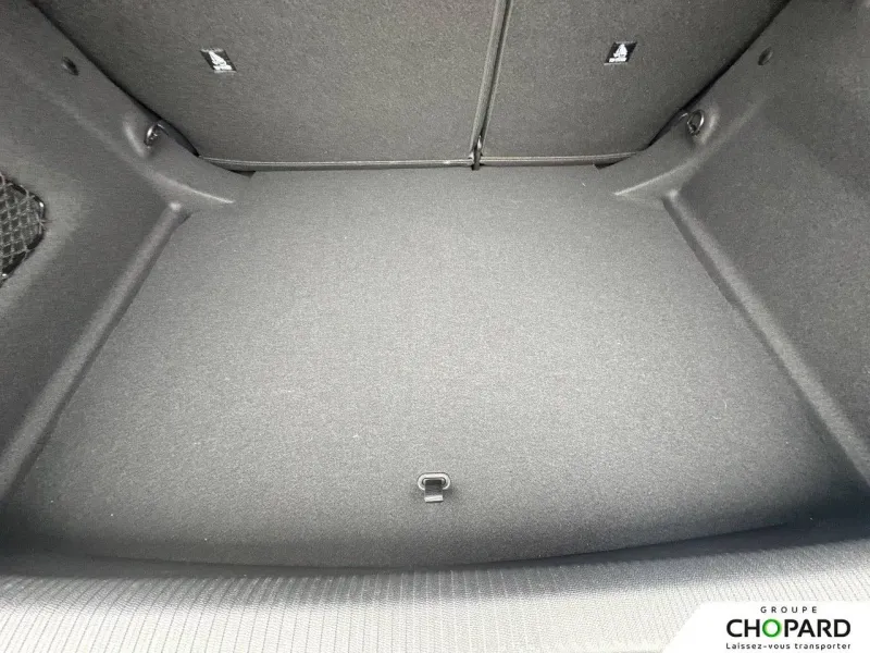 Image secondaire du véhicule 9