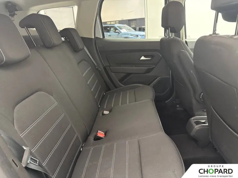 Image secondaire du véhicule 21