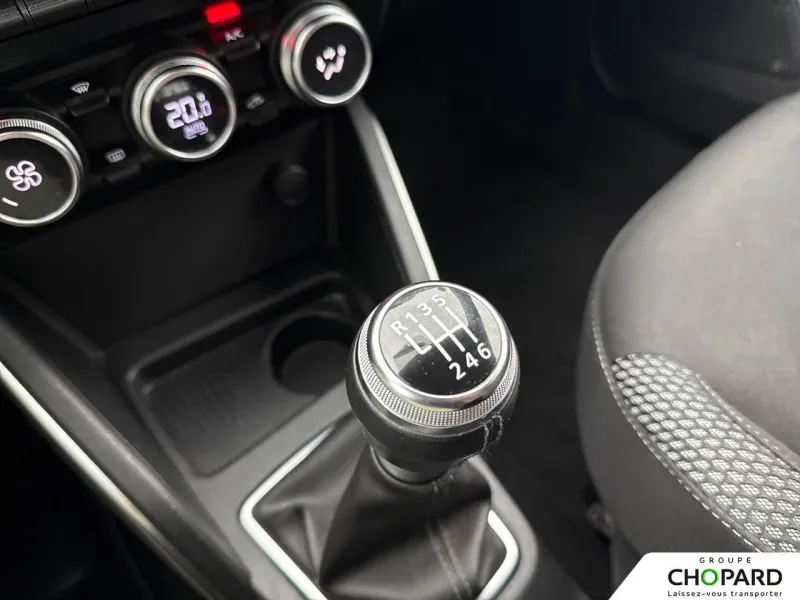 Image secondaire du véhicule 24