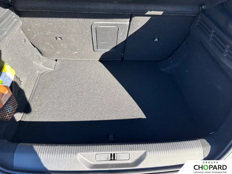 Image secondaire du véhicule 9