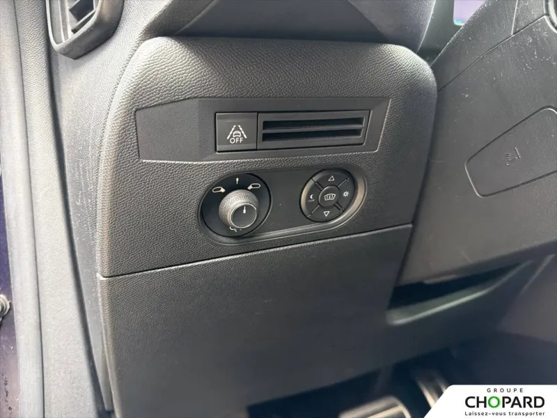 Image secondaire du véhicule 9