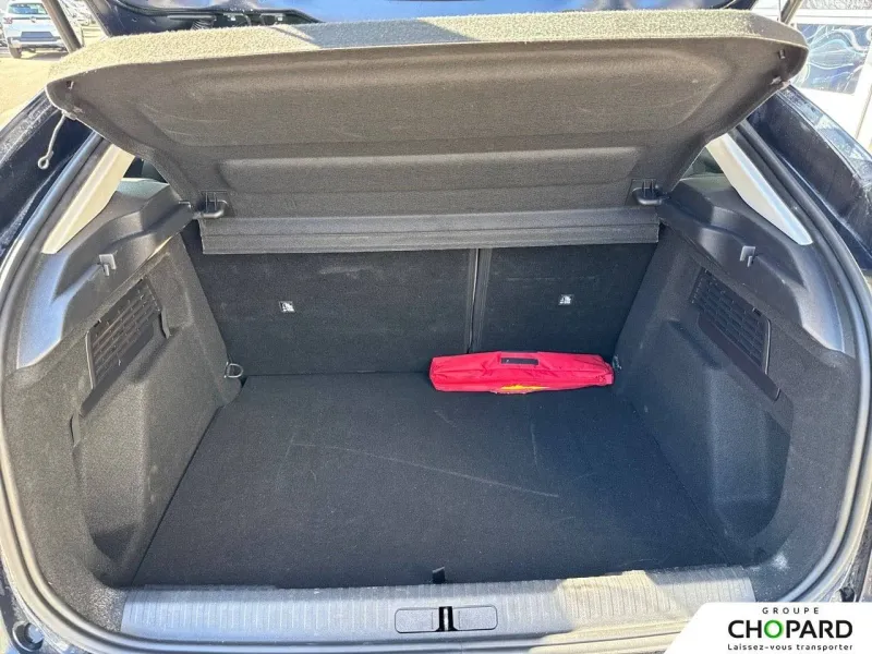 Image secondaire du véhicule 9