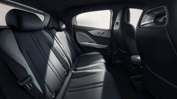 BYD Dolphin Surf 2025 : sièges arrière