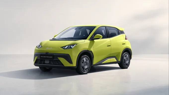 BYD Dolphin Surf Active 2025 Lime Green