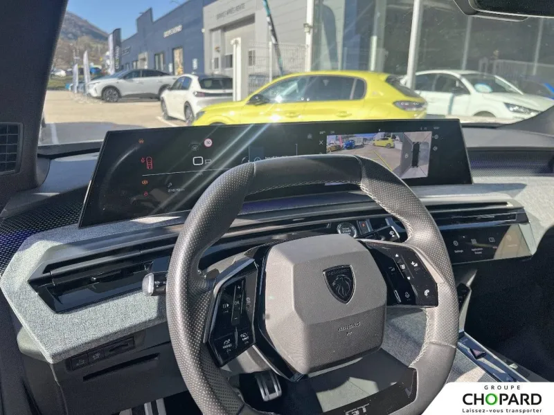 Image secondaire du véhicule 9