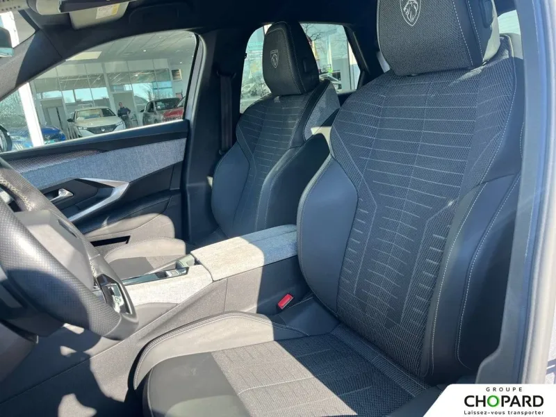 Image secondaire du véhicule 10