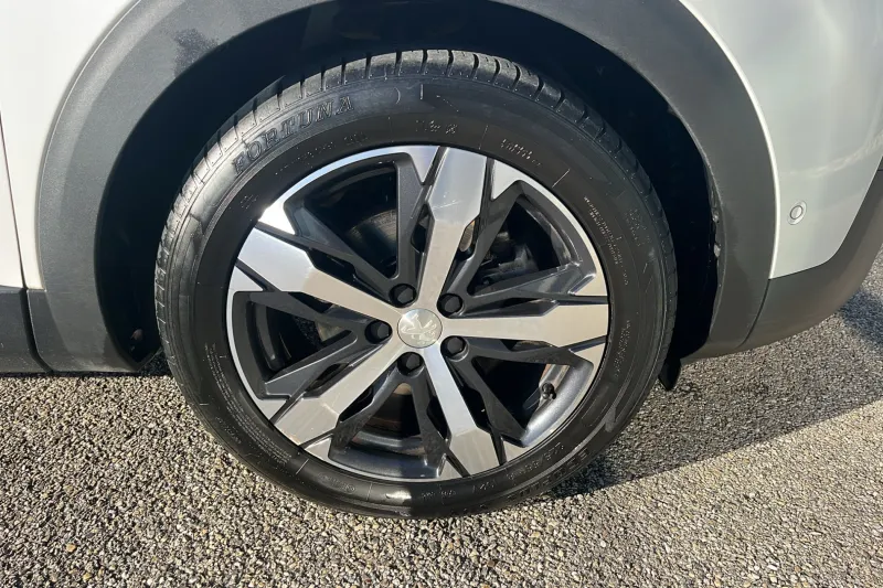 Image secondaire du véhicule 10