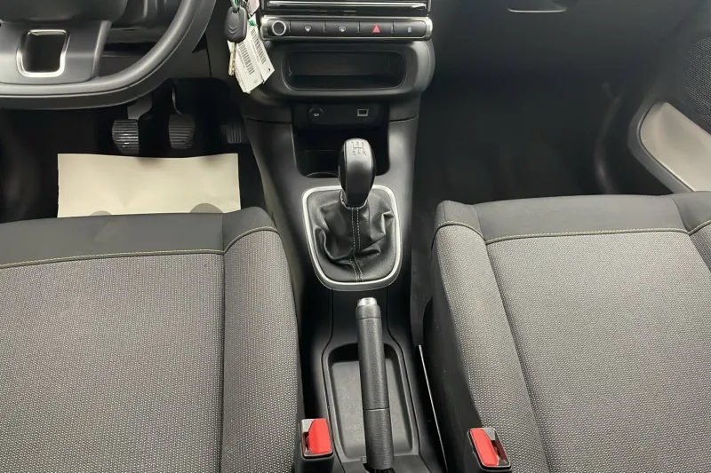 Image secondaire du véhicule 36