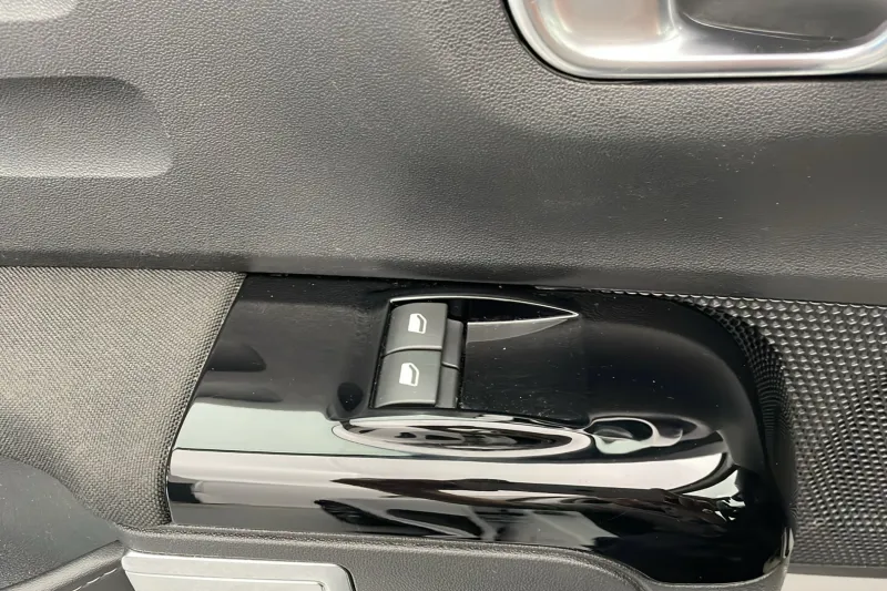 Image secondaire du véhicule 42