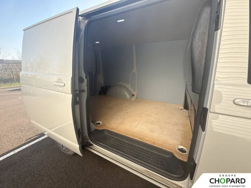 Image secondaire du véhicule 19