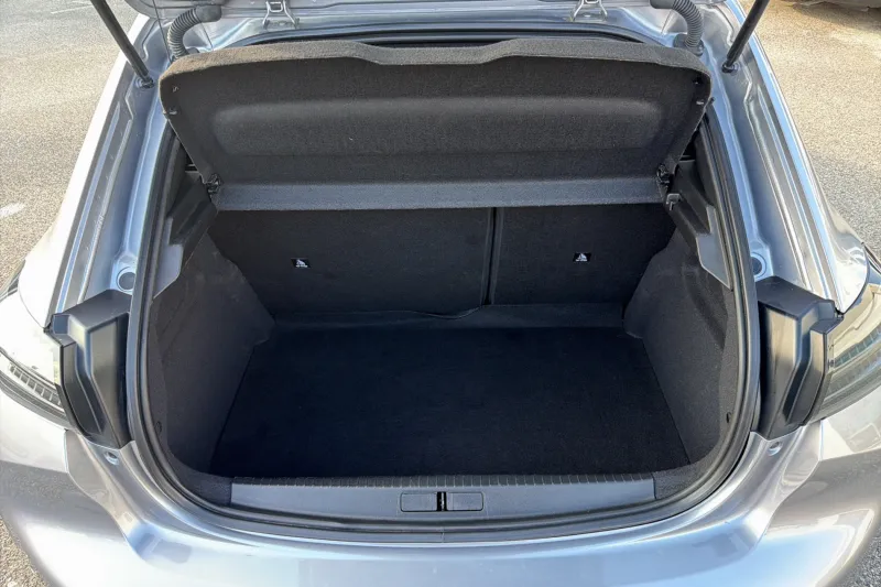 Image secondaire du véhicule 10