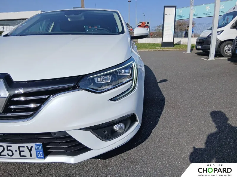 Image secondaire du véhicule 24