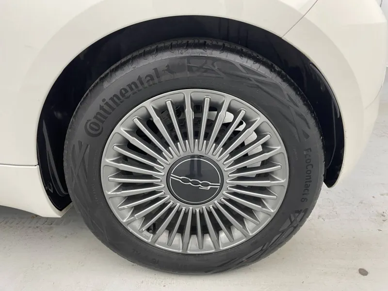 Image secondaire du véhicule 17