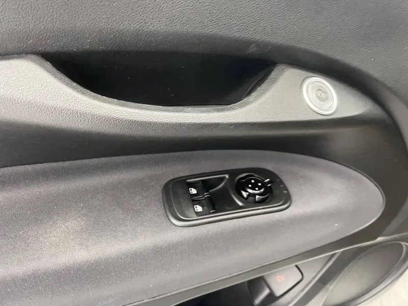 Image secondaire du véhicule 27