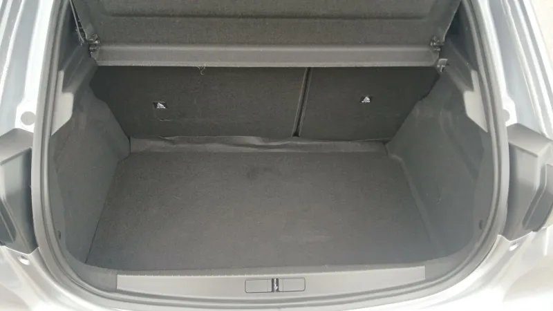 Image secondaire du véhicule 10