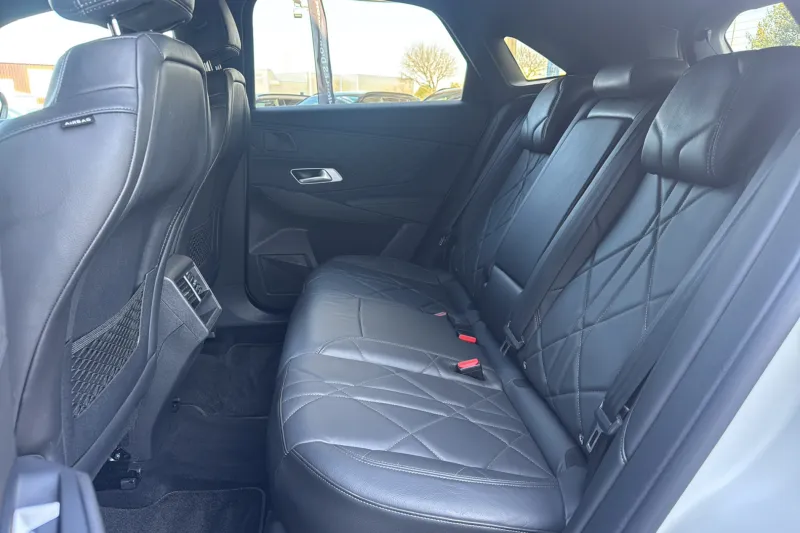 Image secondaire du véhicule 11