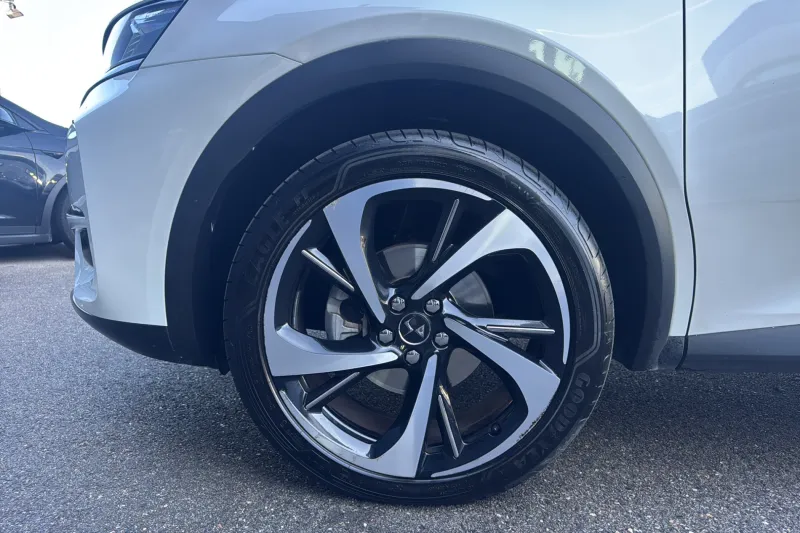 Image secondaire du véhicule 14