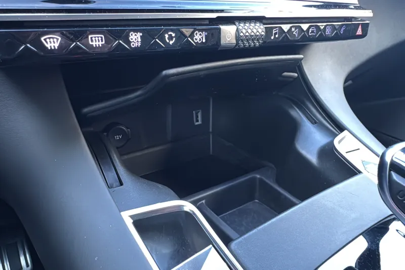 Image secondaire du véhicule 27