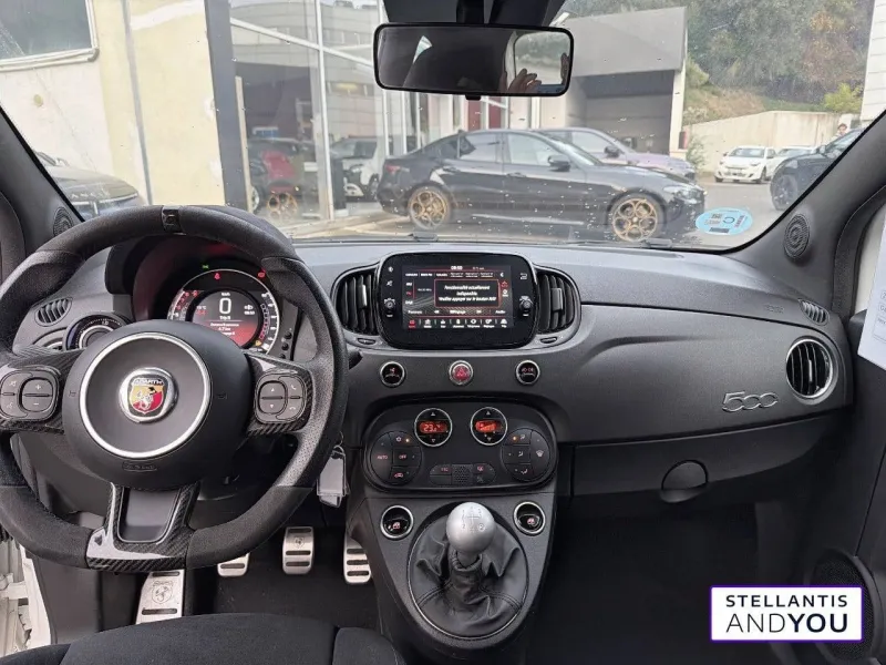 Image secondaire du véhicule 9