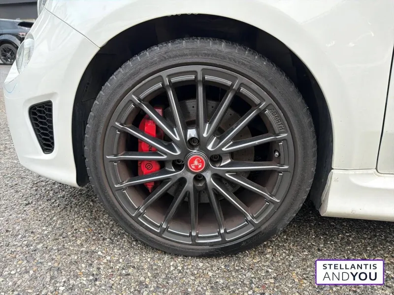 Image secondaire du véhicule 12