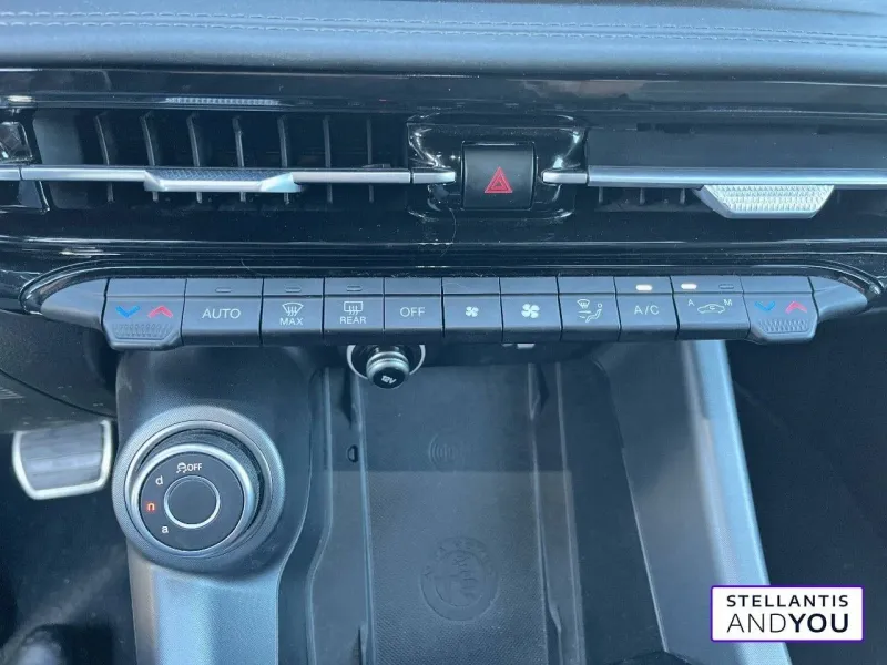 Image secondaire du véhicule 25