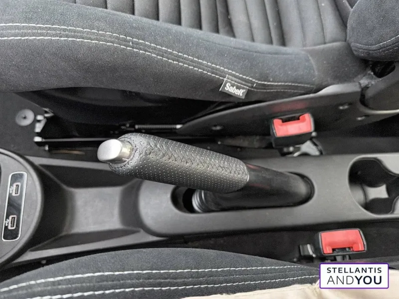 Image secondaire du véhicule 28