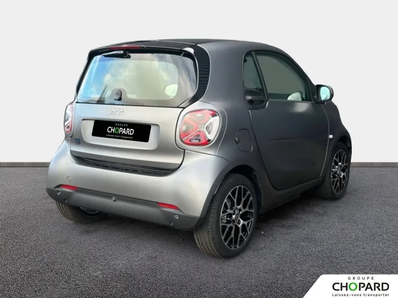 Image secondaire du véhicule 4