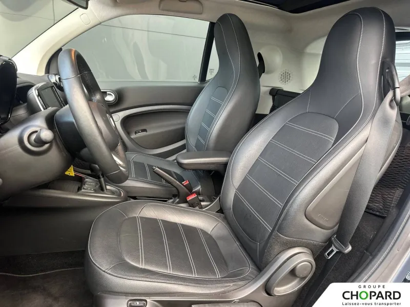 Image secondaire du véhicule 12