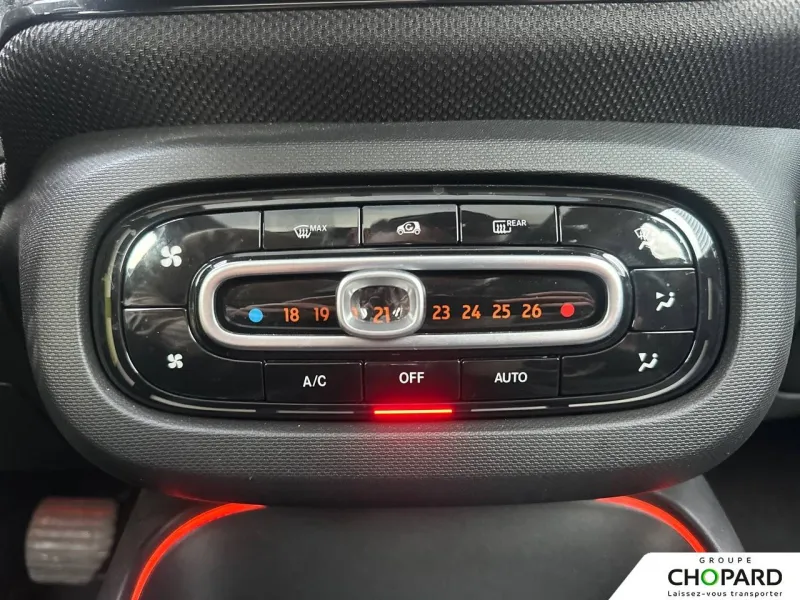 Image secondaire du véhicule 24