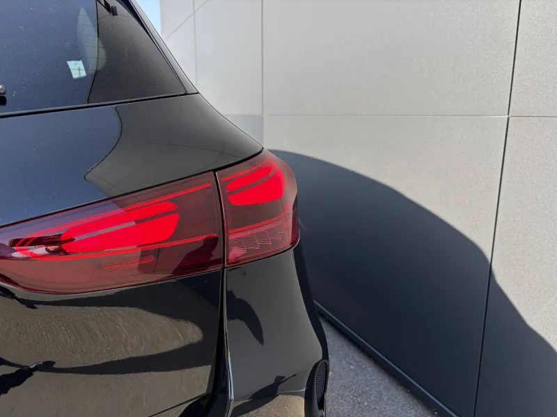 Image secondaire du véhicule 12