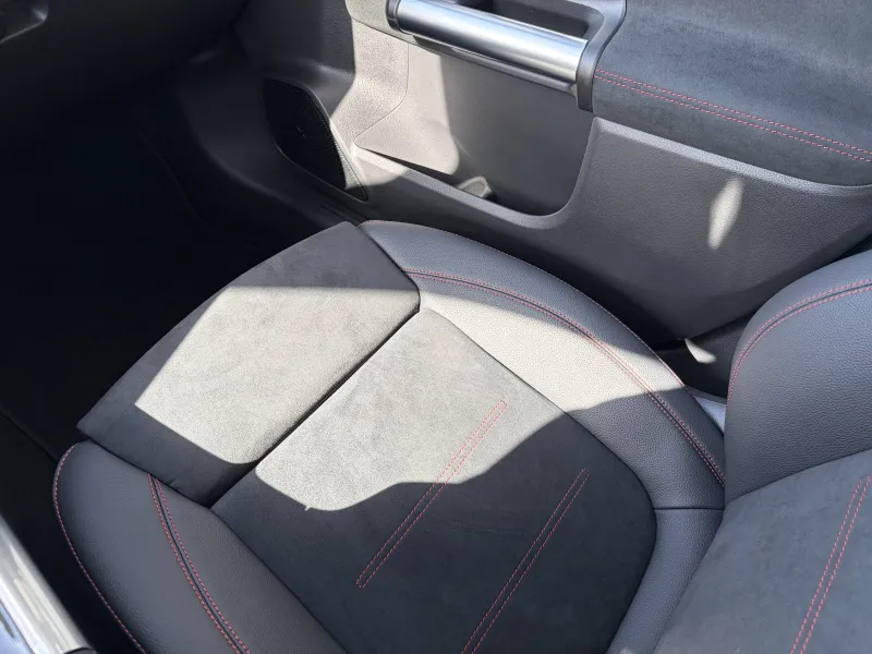 Image secondaire du véhicule 19