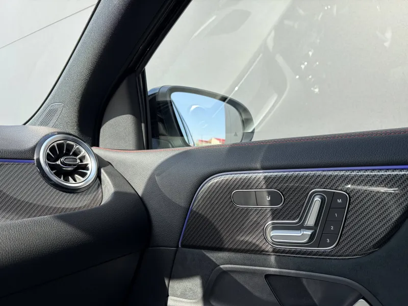 Image secondaire du véhicule 20