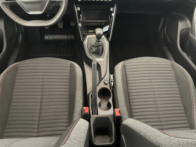 Image secondaire du véhicule 26