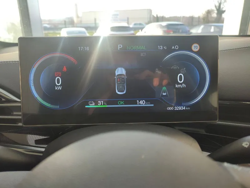 Image secondaire du véhicule 10