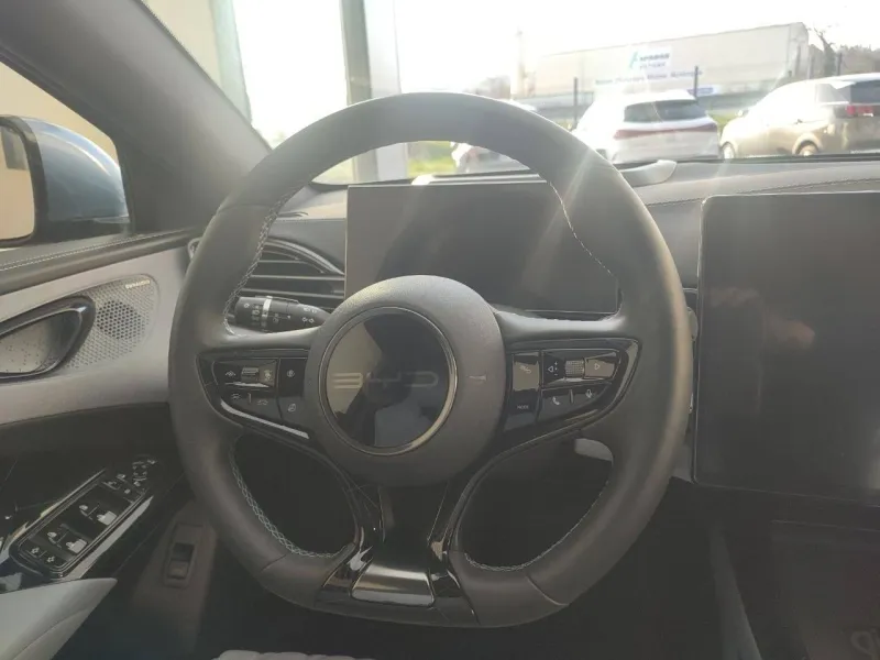 Image secondaire du véhicule 11