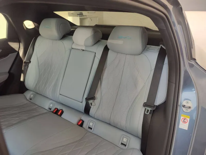 Image secondaire du véhicule 13