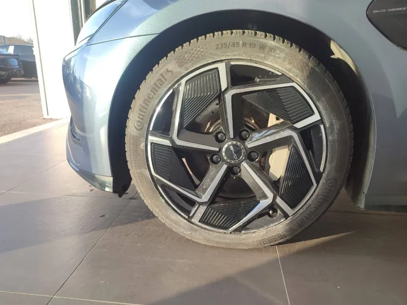 Image secondaire du véhicule 14