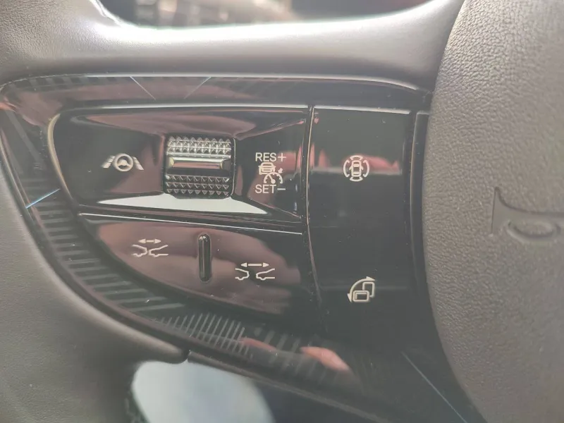 Image secondaire du véhicule 17