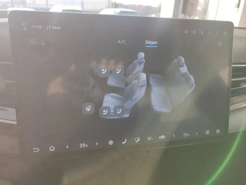 Image secondaire du véhicule 19