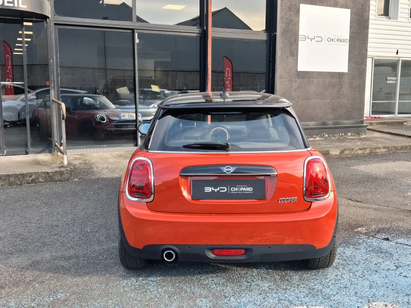 Image secondaire du véhicule 6