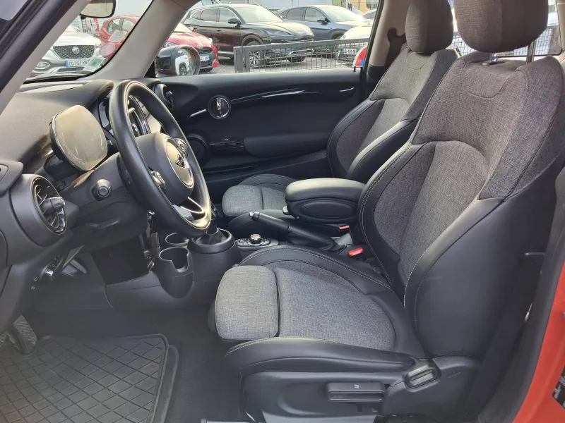 Image secondaire du véhicule 10