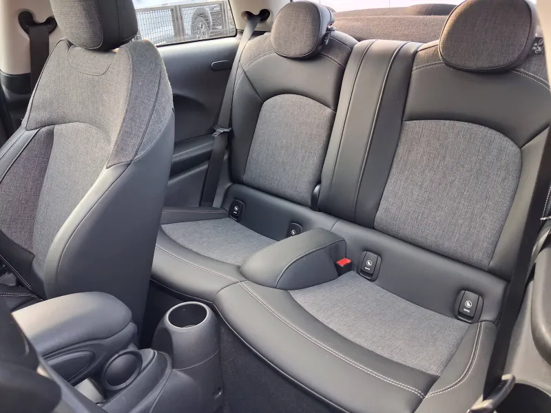 Image secondaire du véhicule 11