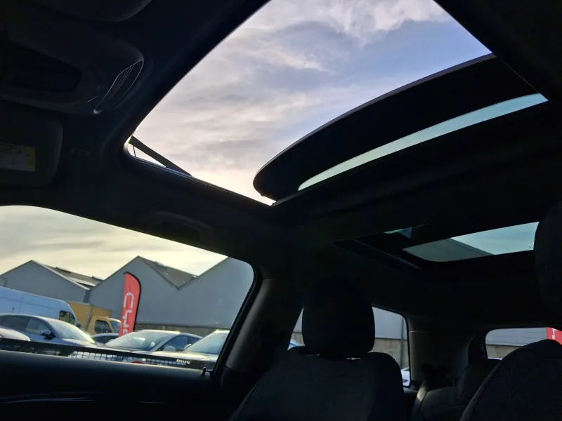 Image secondaire du véhicule 12